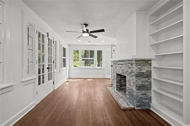 $1,215,000 | 426 West 57th Street, Kansas City, MO 64113