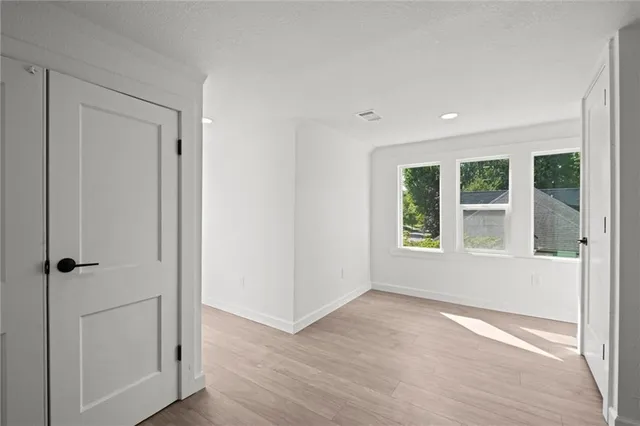 $1,215,000 | 426 West 57th Street, Kansas City, MO 64113