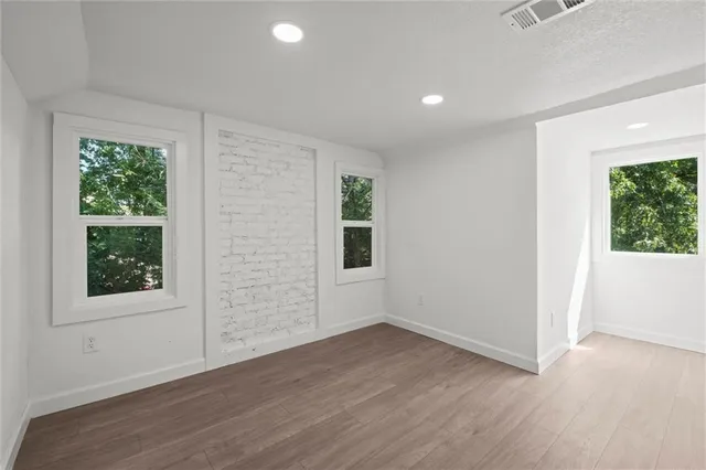 $1,215,000 | 426 West 57th Street, Kansas City, MO 64113