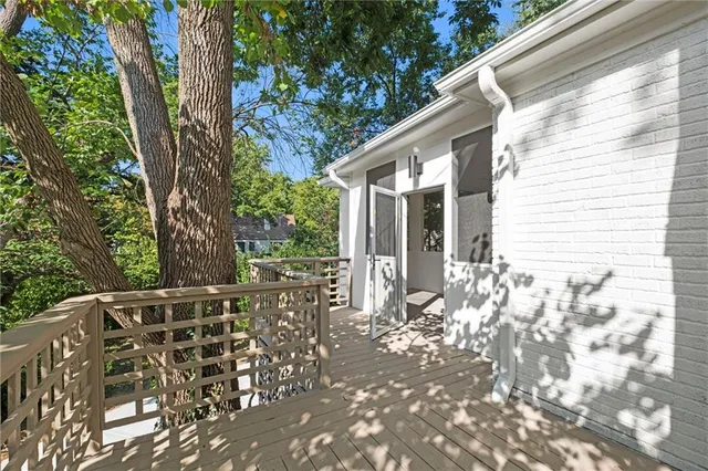 $1,215,000 | 426 West 57th Street, Kansas City, MO 64113