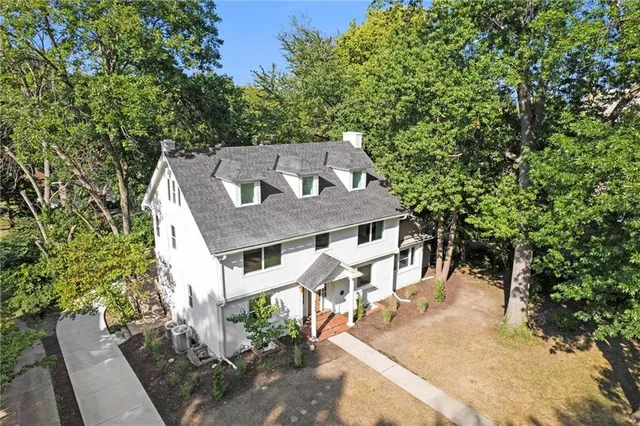 $1,215,000 | 426 West 57th Street, Kansas City, MO 64113