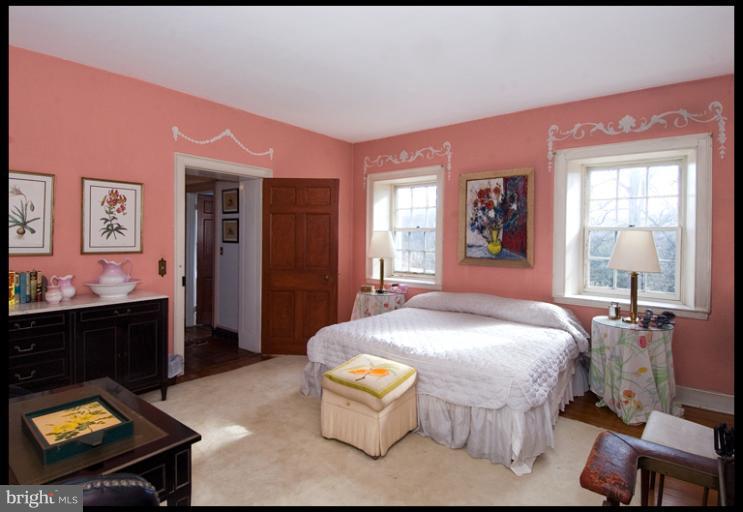 2000 Cromwell Bridge Road Parkville, MD 21234 - Photo 13 of 17 Bedroom
