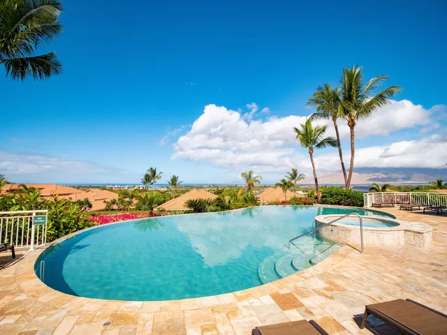$2,050,000 | 500 Umeke Street, Unit 47, Kihei, HI 96753