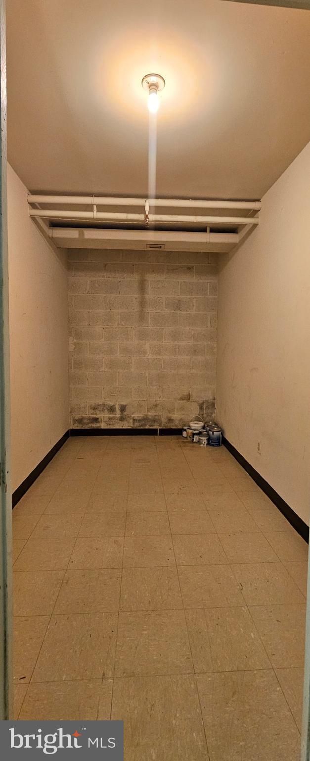 5831 Cove Landing Road, Unit 301 Burke, VA 22015 - Photo 28 of 33 a view of an empty room