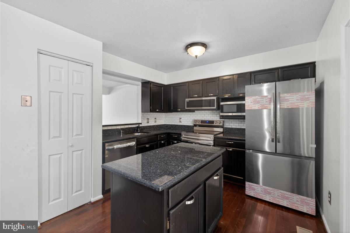 11348 Baroque Road Silver Spring, MD 20901 - Photo 9 of 41