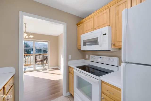 $170,000 | 518 D Pilgrim Court, Unit D, Johnson City, TN 37601