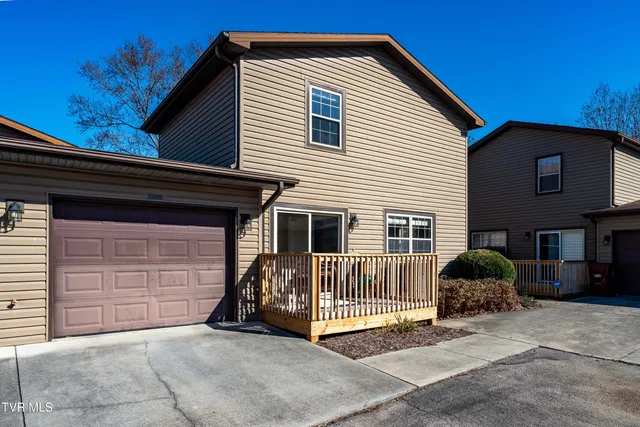 $170,000 | 518 D Pilgrim Court, Unit D, Johnson City, TN 37601