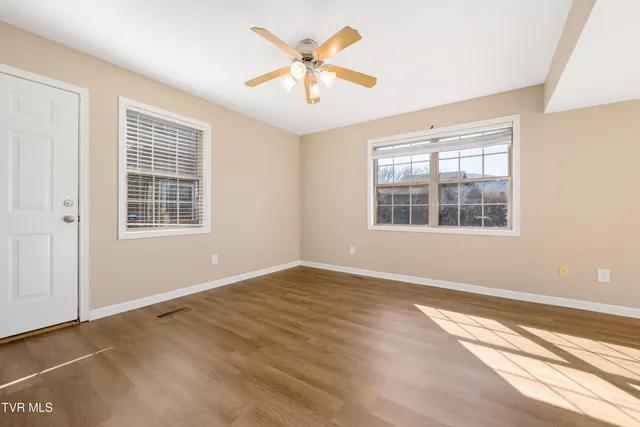 $170,000 | 518 D Pilgrim Court, Unit D, Johnson City, TN 37601