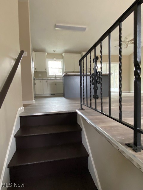 2868 Pressler Road Uniontown, OH 44685 - Photo 34 of 37 Stairway with baseboards