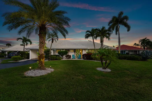 $724,900 | 146 Driftwood Circle, Atlantis, FL 33462