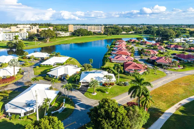 $724,900 | 146 Driftwood Circle, Atlantis, FL 33462