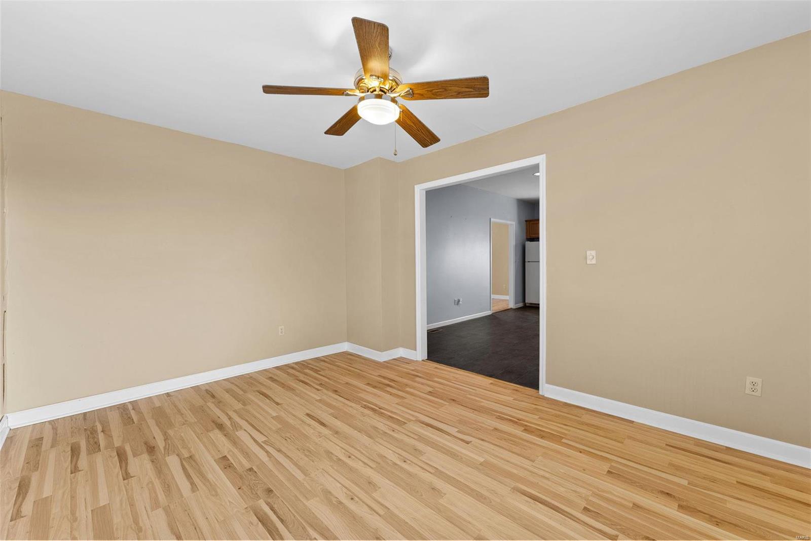 2438 Creve Coeur Mill Road Maryland Heights, MO 63043 - Photo 18 of 32