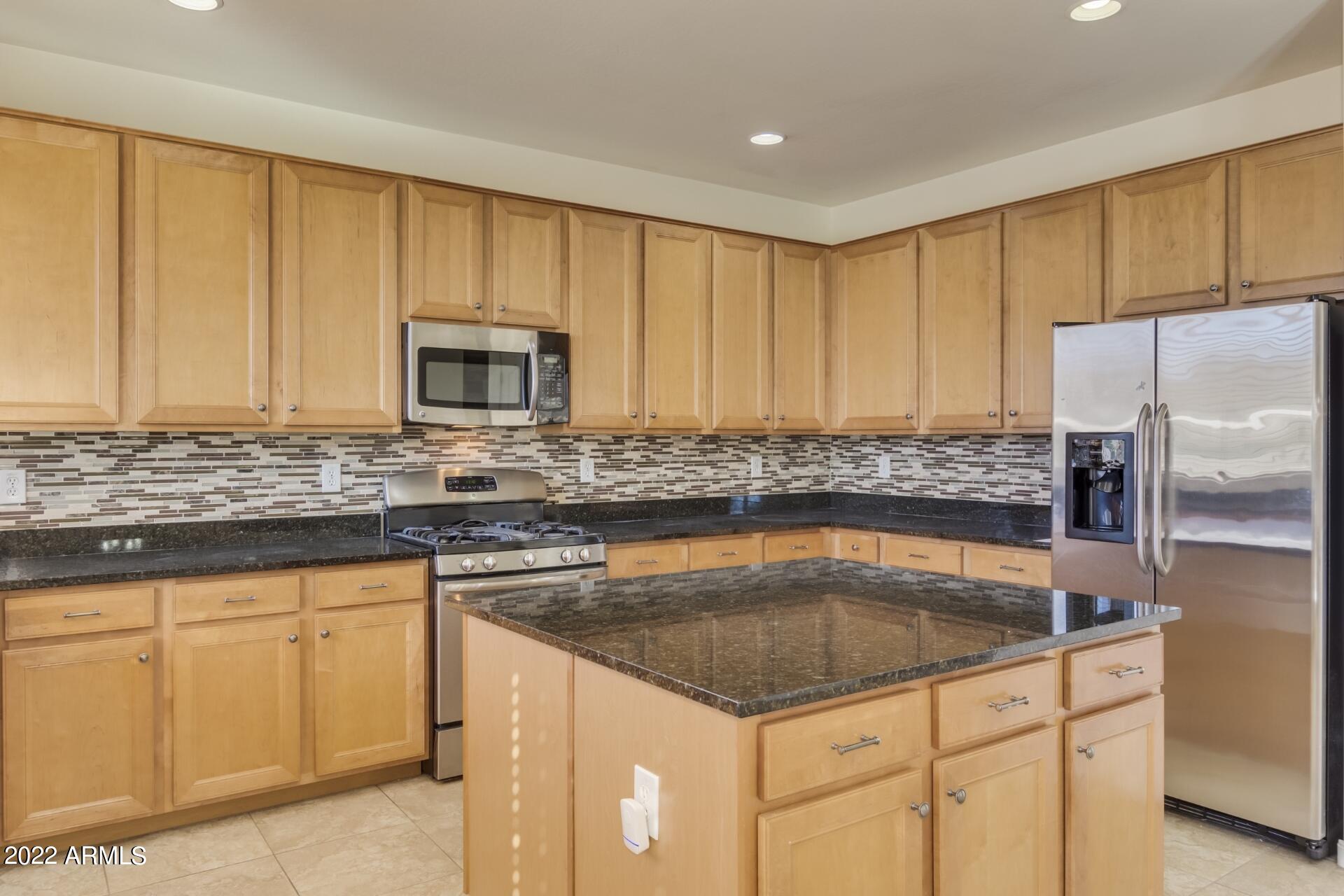5733 West Plum Road Phoenix, AZ 85083 - Photo 11 of 37 0011-Plum (11)