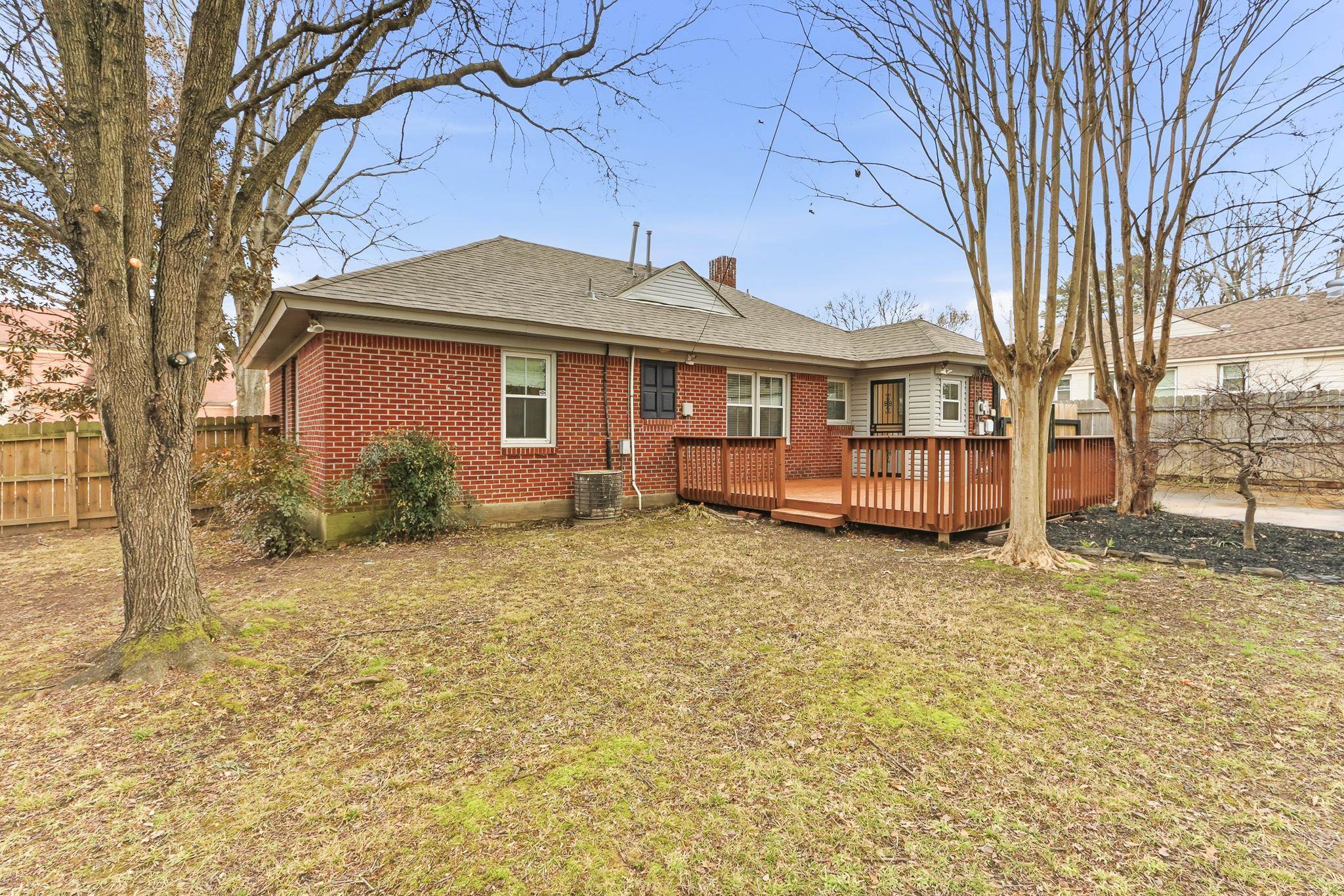 932 Ivy Road Memphis, TN 38117 - Photo 12 of 25