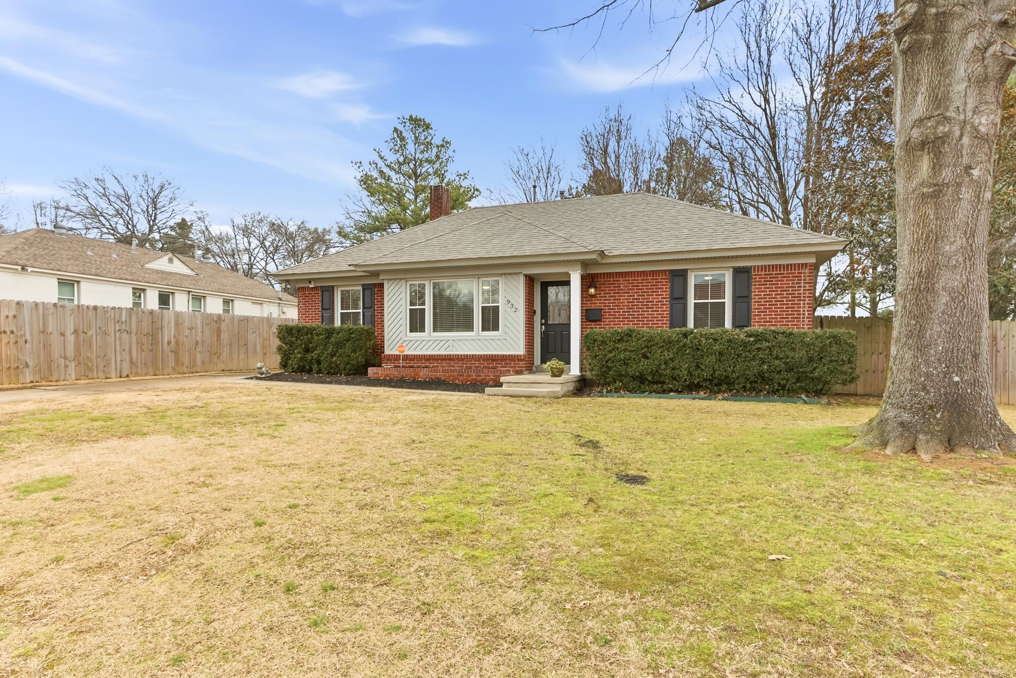 932 Ivy Road Memphis, TN 38117 - Photo 17 of 25