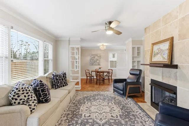 $215,000 | 932 Ivy Road, Memphis, TN 38117