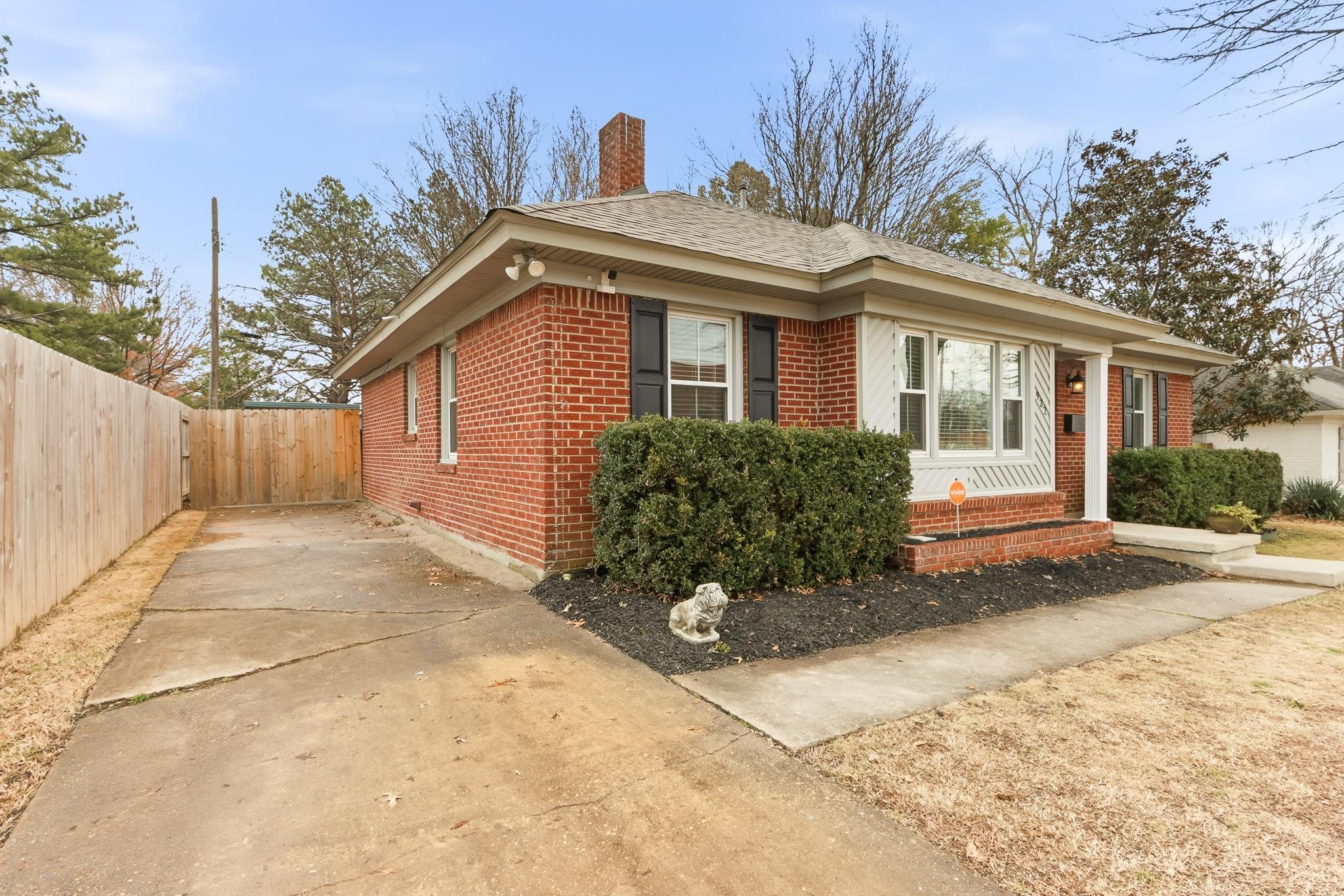 932 Ivy Road Memphis, TN 38117 - Photo 6 of 25