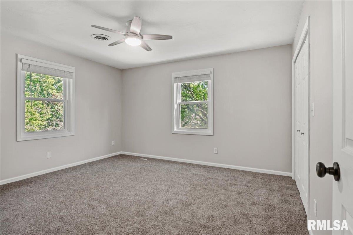 408 Golf Road Springfield, IL 62704 - Photo 34 of 60