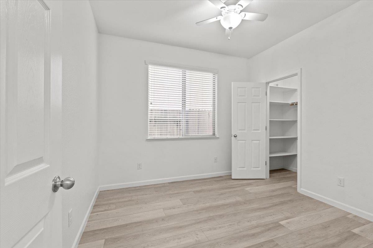 2036 Vignolia Loop Roseville, CA 95747 - Photo 18 of 33