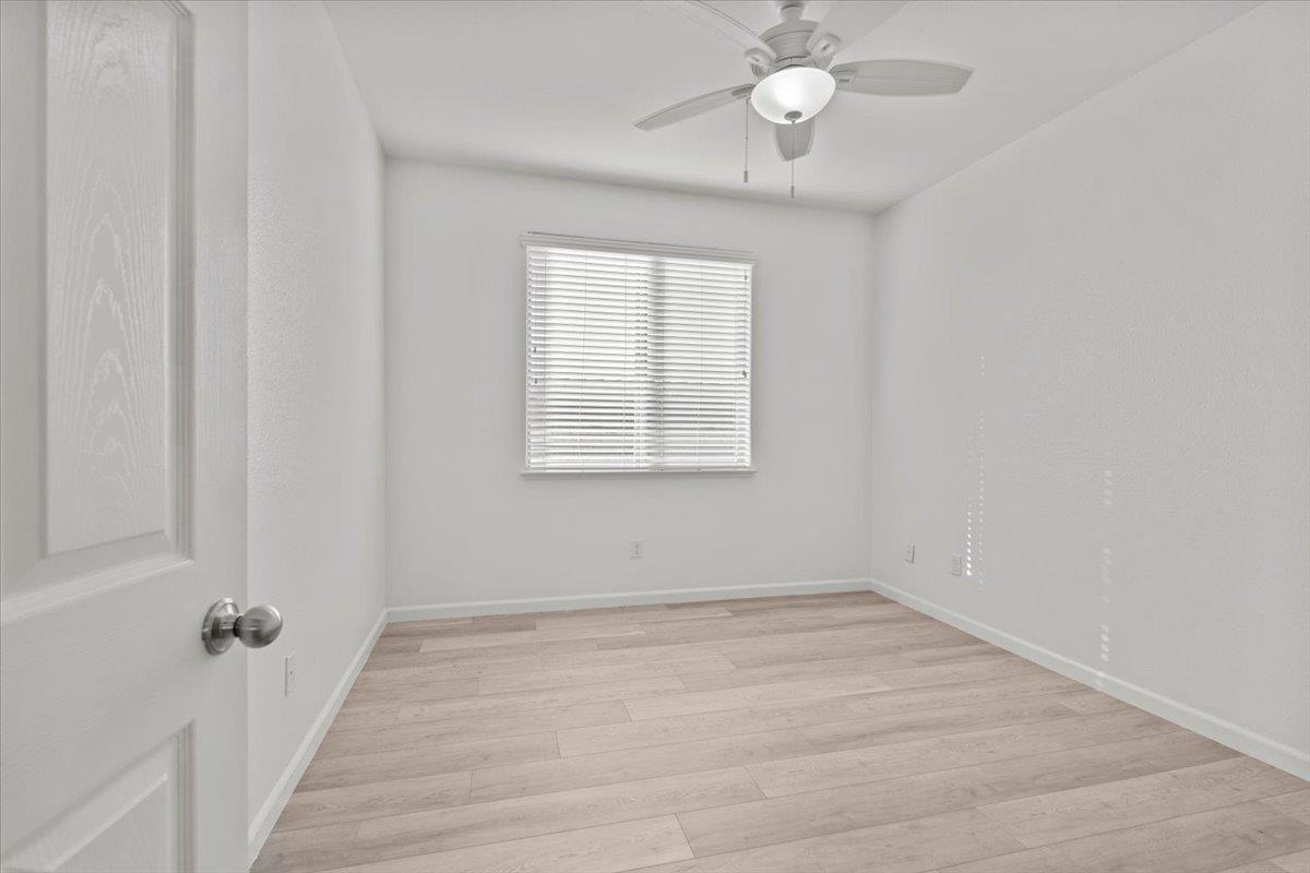 2036 Vignolia Loop Roseville, CA 95747 - Photo 26 of 33