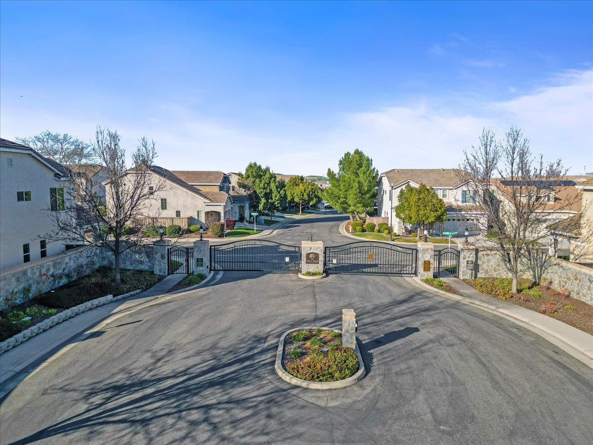 2036 Vignolia Loop Roseville, CA 95747 - Photo 32 of 33