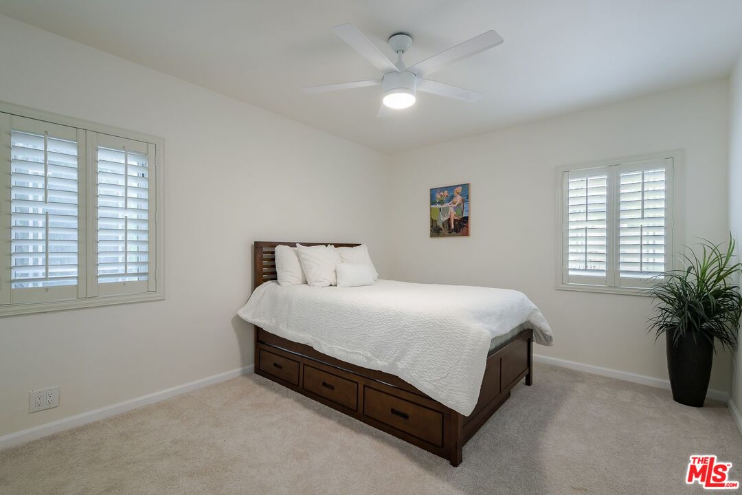 19407 Vose Street Reseda, CA 91335 - Photo 19 of 40 Gallery Image 19