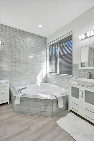 $5,950 | 4310 Northwest 63rd Avenue, Unit 4310, Coral Springs, FL 33067