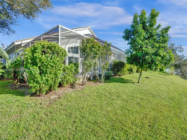 $5,950 | 4310 Northwest 63rd Avenue, Unit 4310, Coral Springs, FL 33067