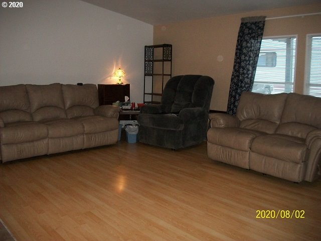 1175 Northeast Rifle Range Street Roseburg, OR 97470 - Photo 12 of 28 Gallery Image 12