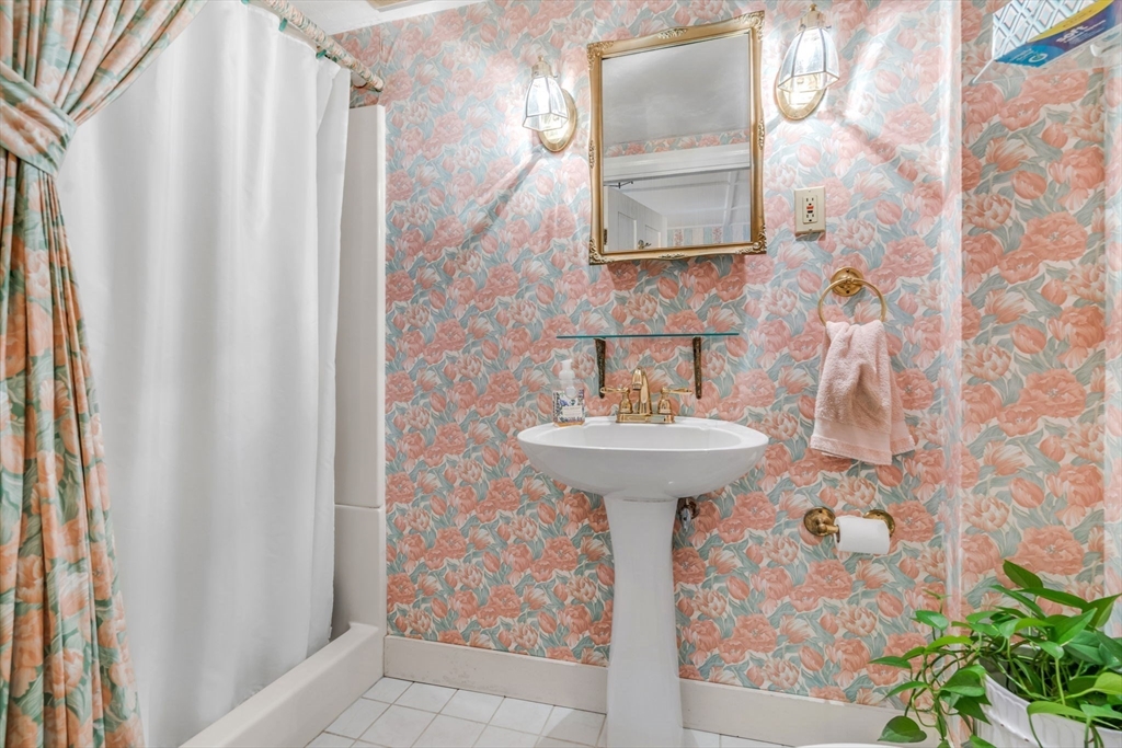 84 Main Street Hopkinton, MA 01748 - Photo 15 of 34 Gallery Image 15
