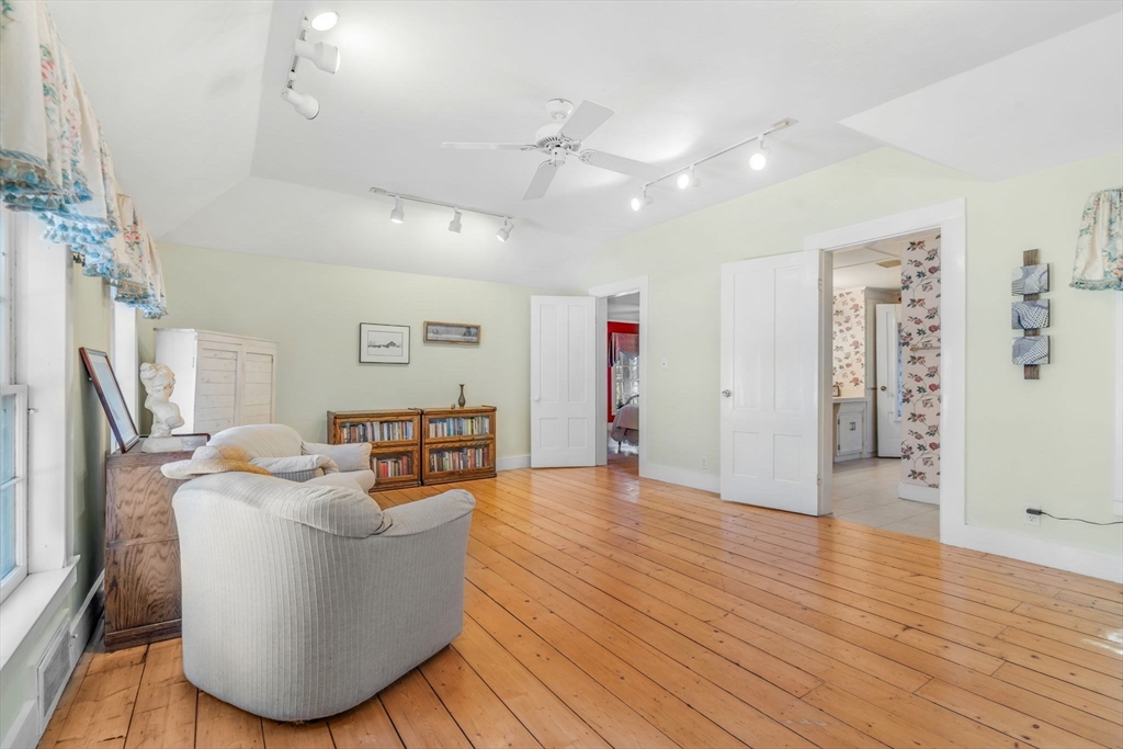 84 Main Street Hopkinton, MA 01748 - Photo 19 of 34 Gallery Image 19