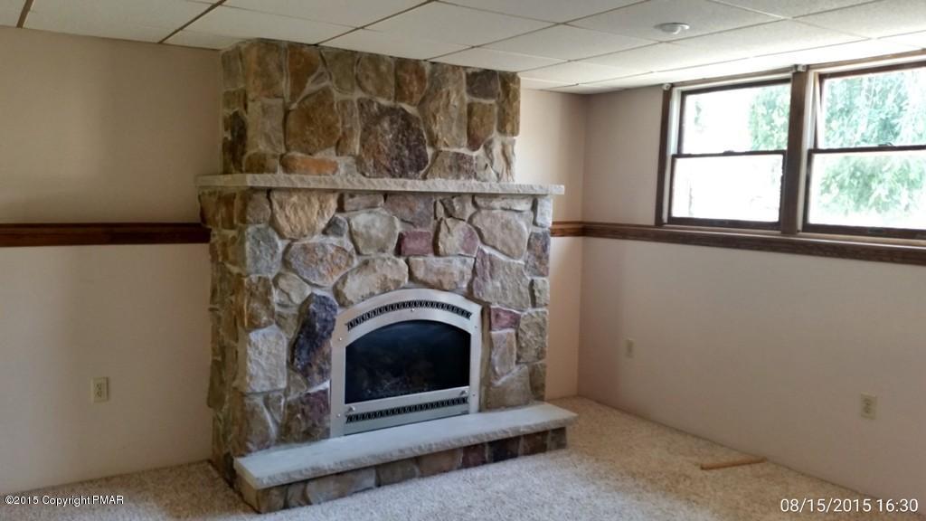 107 Woodring Road Drums, PA 18222 - Photo 3 of 9 Family Room