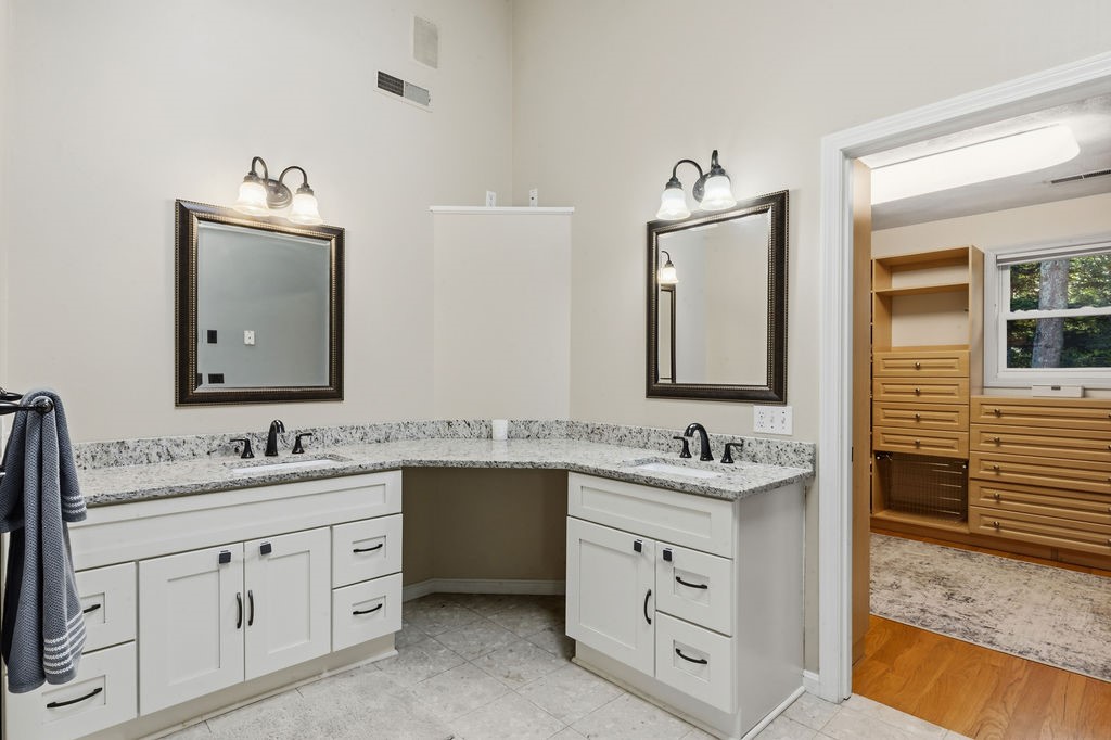 134 Wickham Road North Kingstown, RI 02852 - Photo 31 of 45