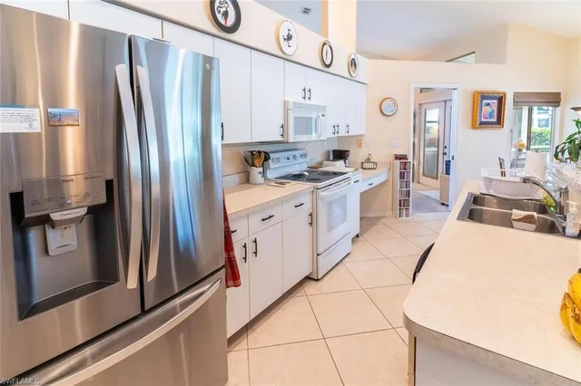 $9,000 | 458 Countryside Drive, Naples, FL 34104