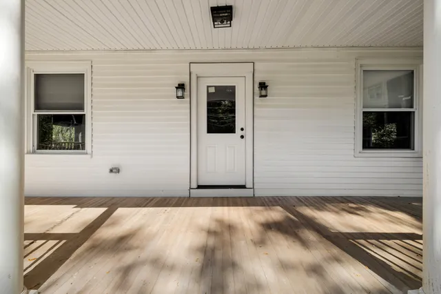 $3,250 | 48 Water Street, Unit 1, Glastonbury, CT 06073