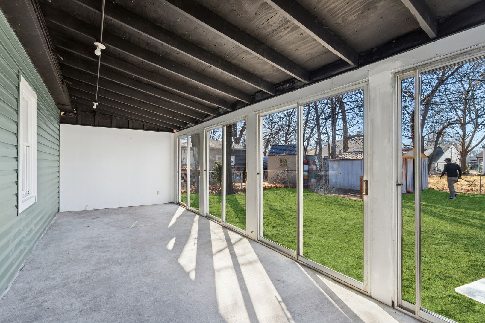 516 Dalhart Avenue Romeoville, IL 60446 - Photo 7 of 19 a view of porch with a backyard