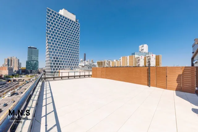 a picture of city view