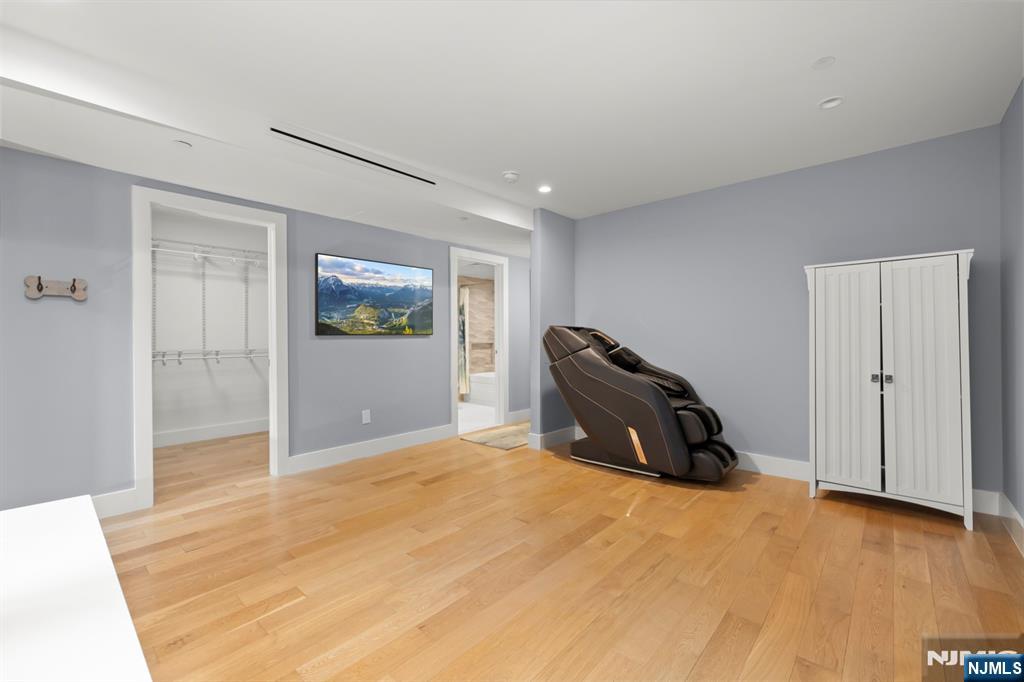 1076 River Road Edgewater, NJ 07020 - Photo 18 of 45