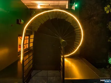 $1,888,888 | 1076 River Road, Edgewater, NJ 07020