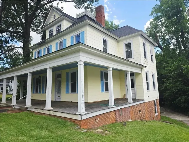 $200,000 | 152 Grace Street, Greenwood, SC 29649