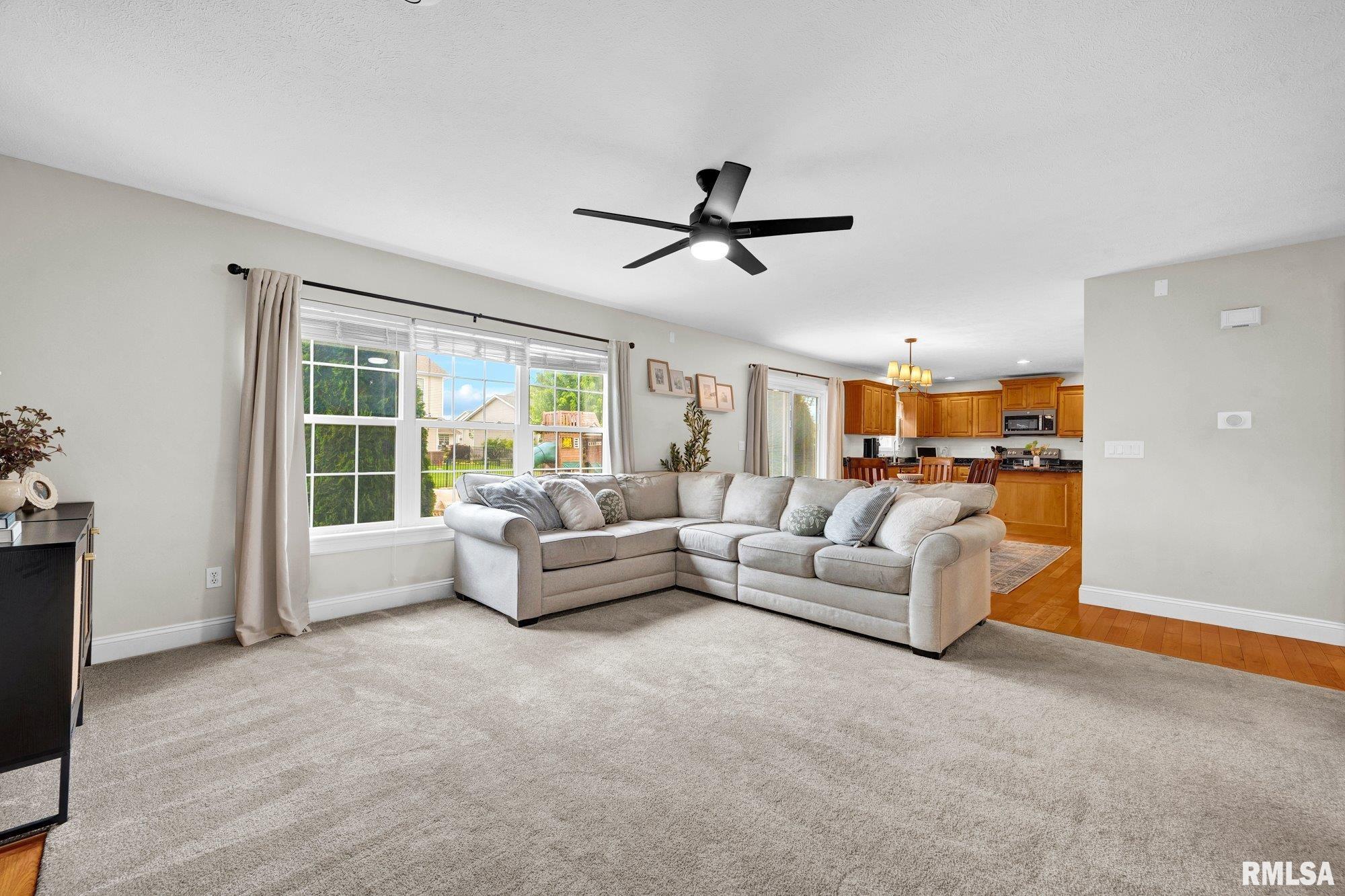 1612 Jadens Way Washington, IL 61571 - Photo 7 of 51