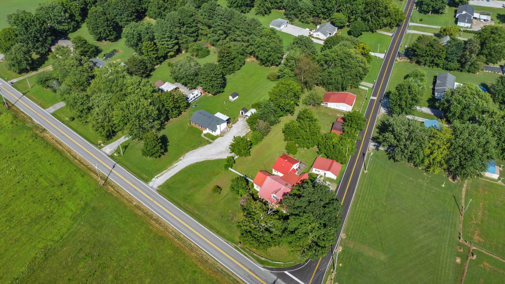 3371 Highway 76 Cottontown, TN 37048 - Photo 4 of 54 a view of a garden from a balcony