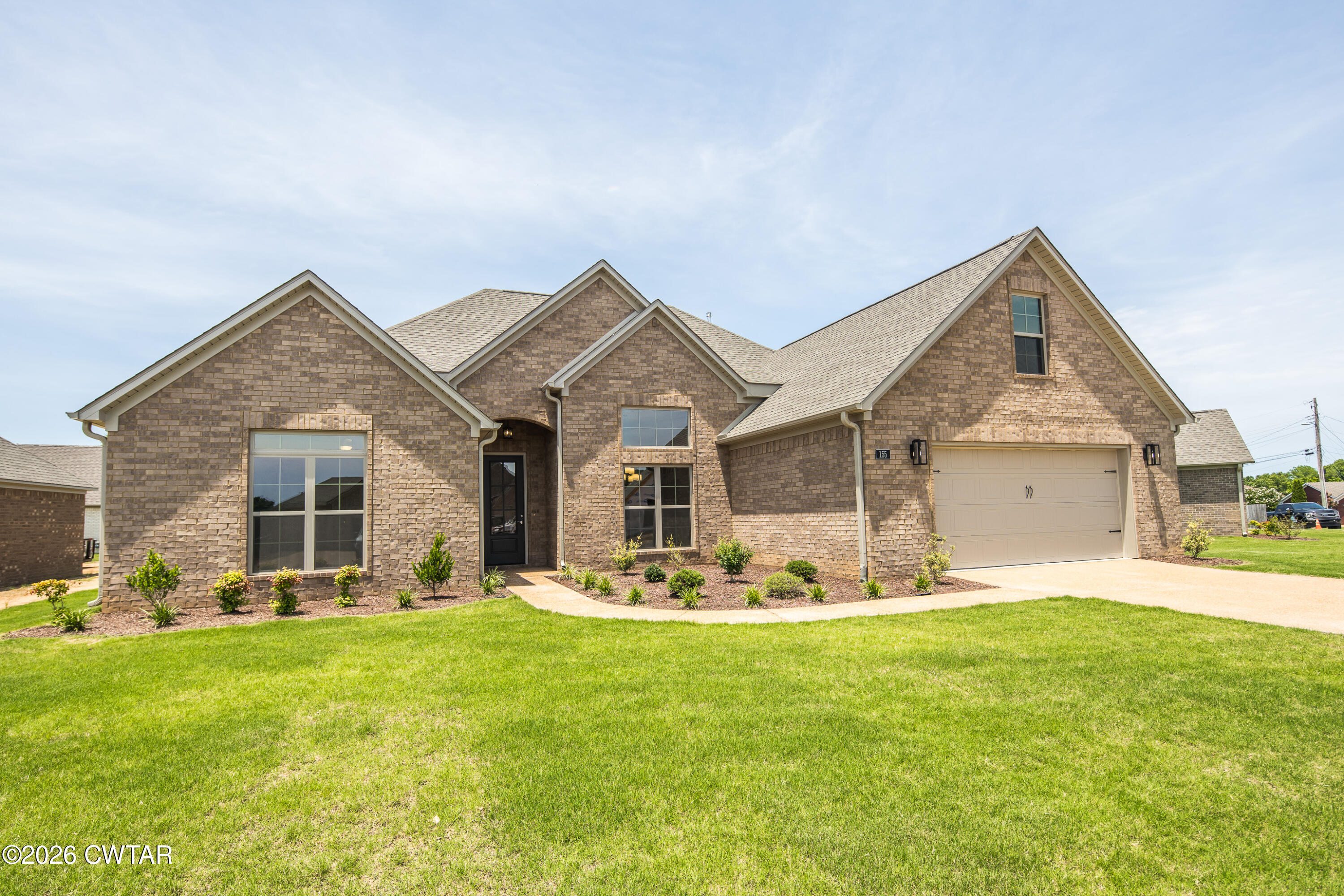 155 Roxbury Drive Jackson, TN 38305 - Photo 2 of 40 003-155 Roxbury Dr-MLS Version