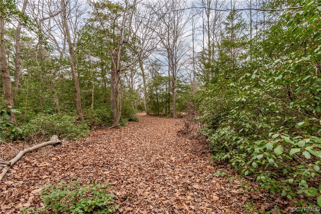 2835 Lake Road Lottsburg, VA 22511 - Photo 7 of 40 Gallery Image 7