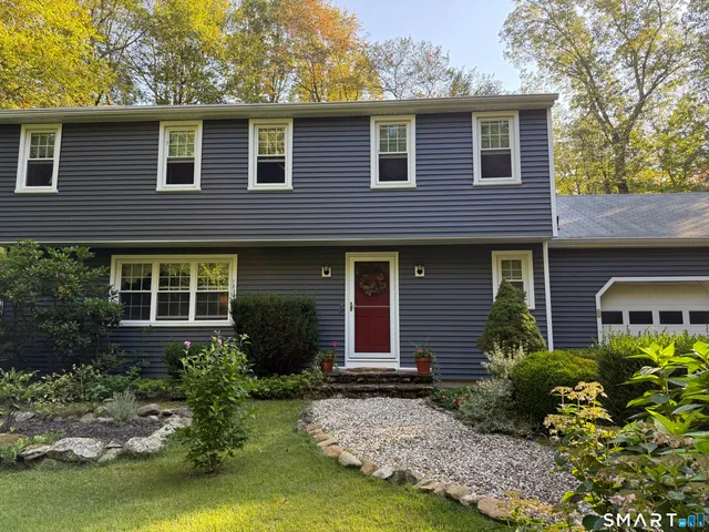 $539,900 | 97 Schnoor Road, Killingworth, CT 06419