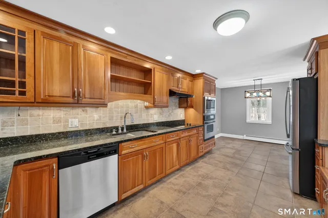 $539,900 | 97 Schnoor Road, Killingworth, CT 06419