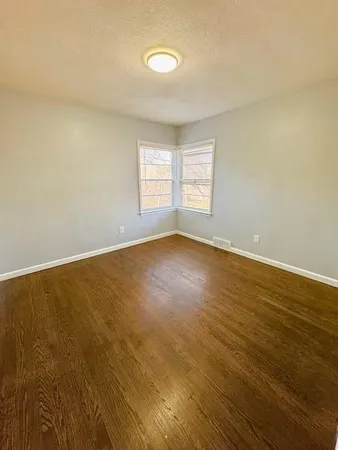 $145,000 | 6876 Sni A Bar Road, Kansas City, MO 64129