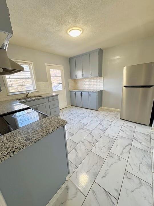 6876 Sni A Bar Road Kansas City, MO 64129 - Photo 5 of 11