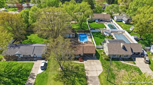 $379,900 | 7249 Heatherwood Drive, Jenison, MI 49428
