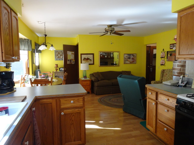 231 Aberdeen Road Cary, IL 60013 - Photo 7 of 25